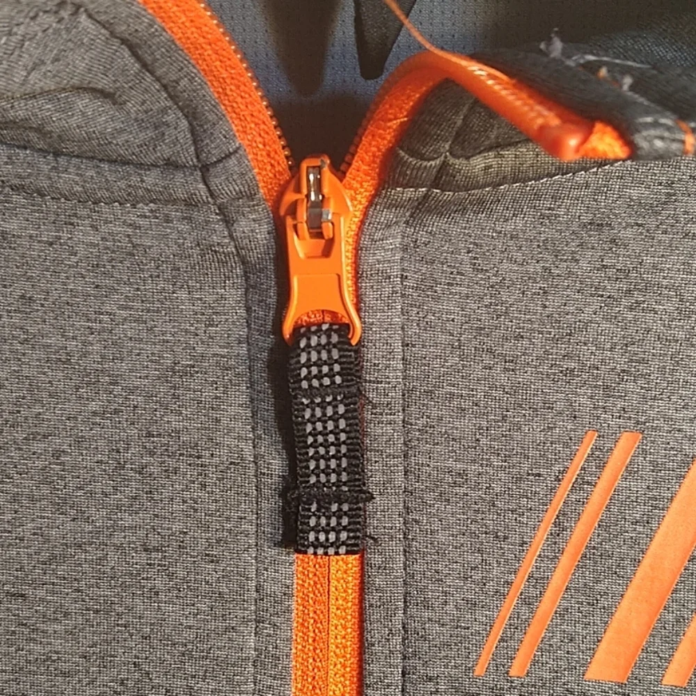 BOYS RUSSELL ATHLETIC SWEATSHIRT ♂️🧒 - Picture 3 of 6